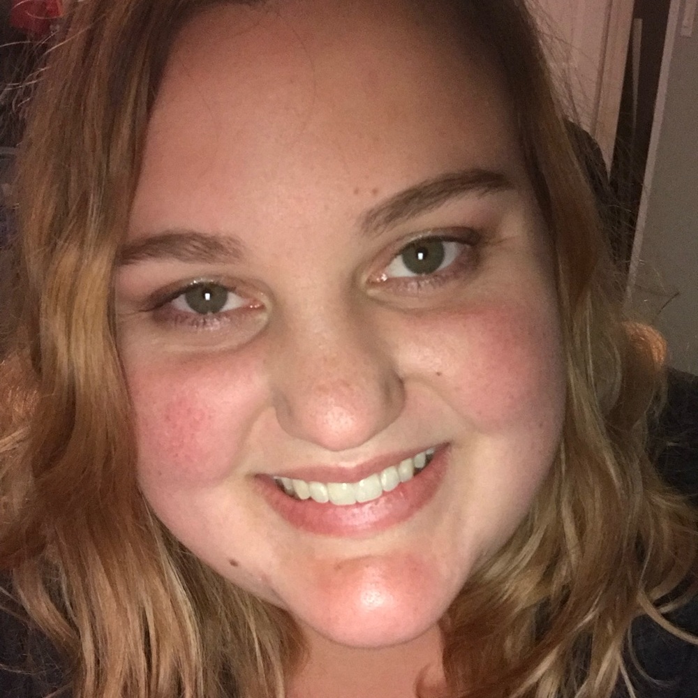 Meet your Posher, Lacey